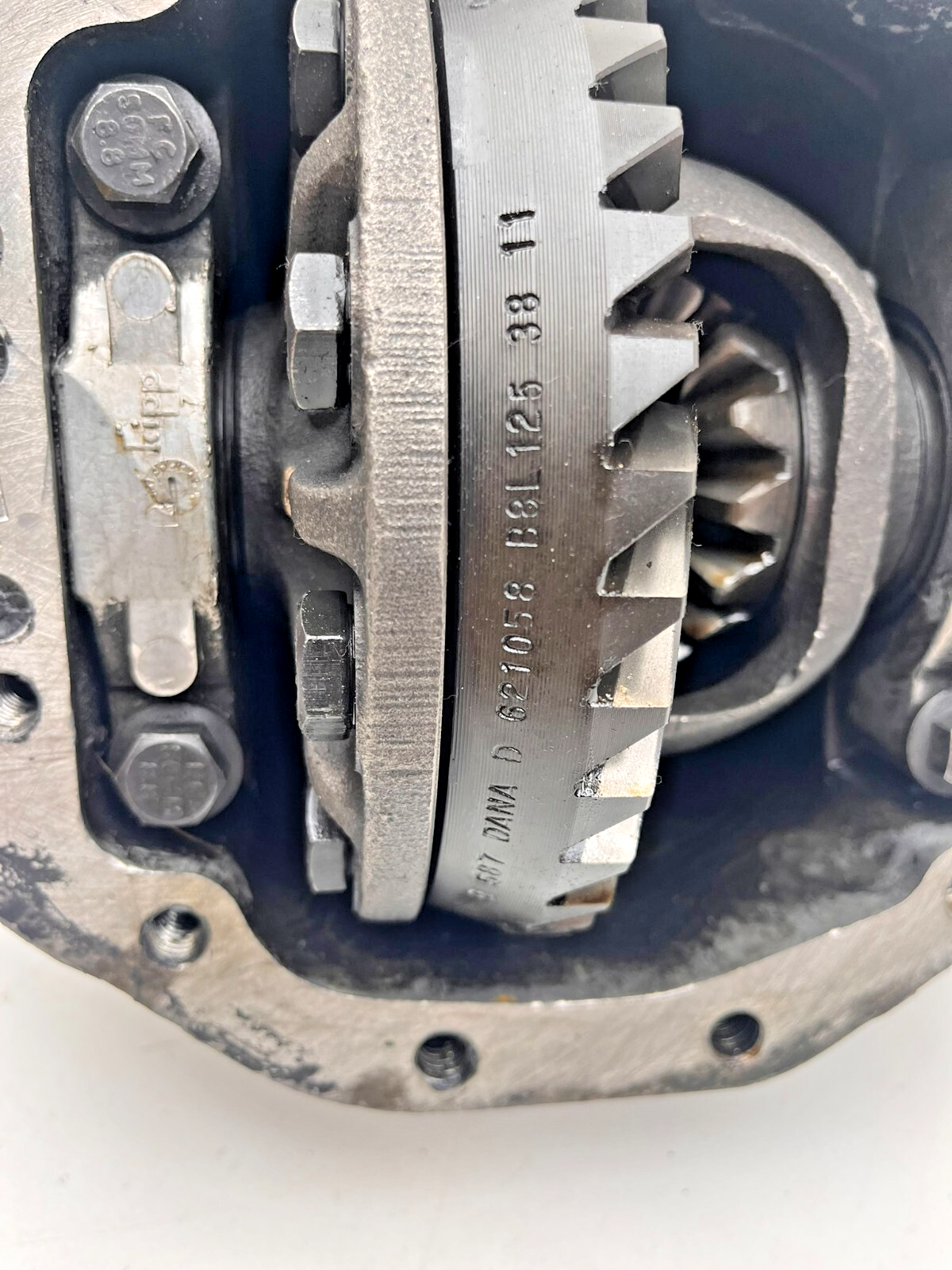 7657187