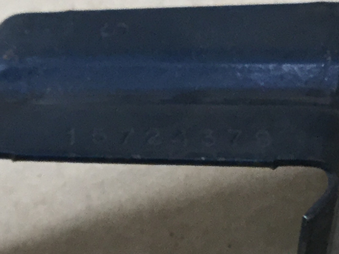 8699043