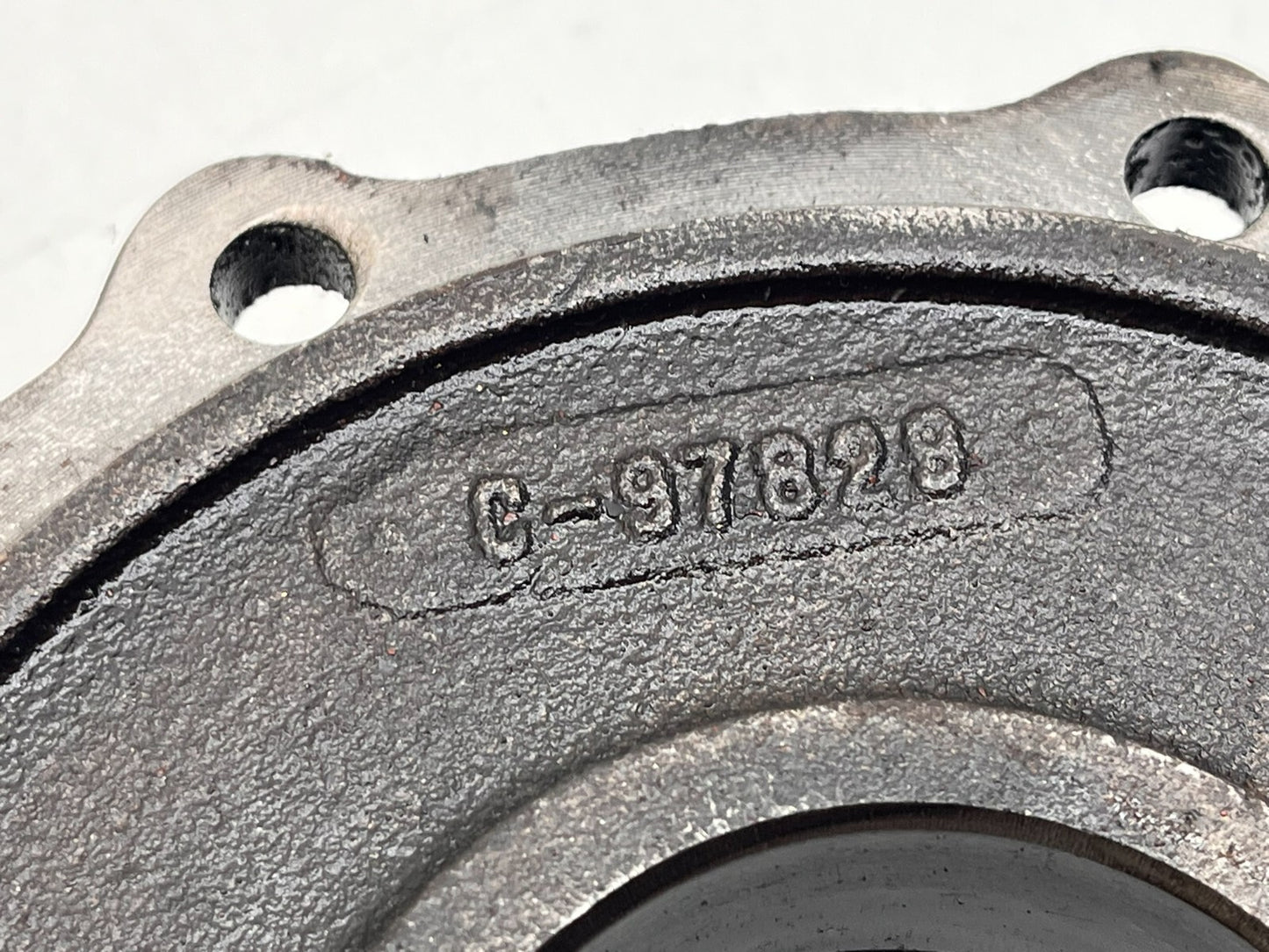 7633133