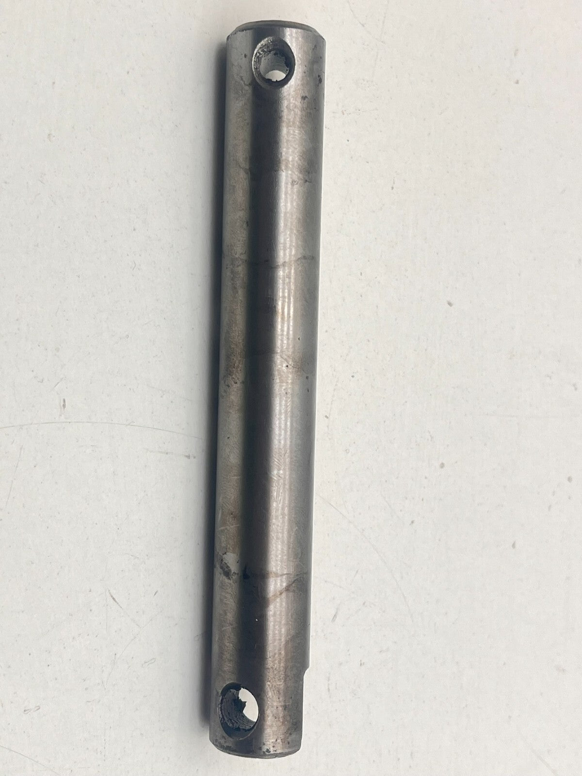 7940122