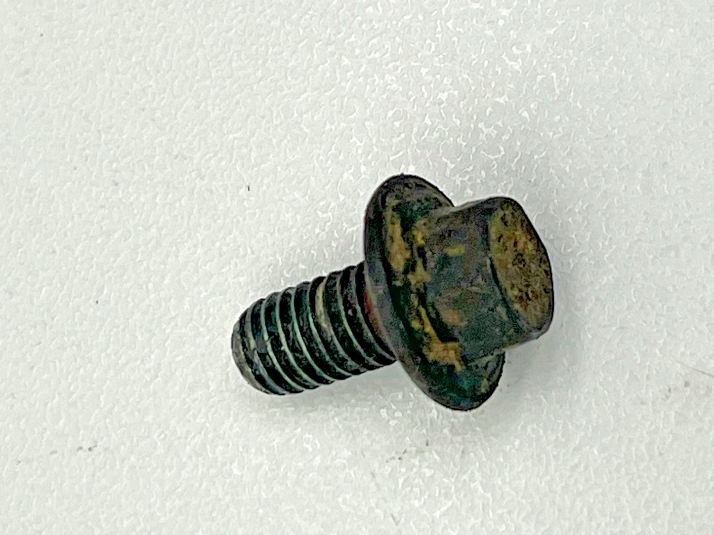 8944825