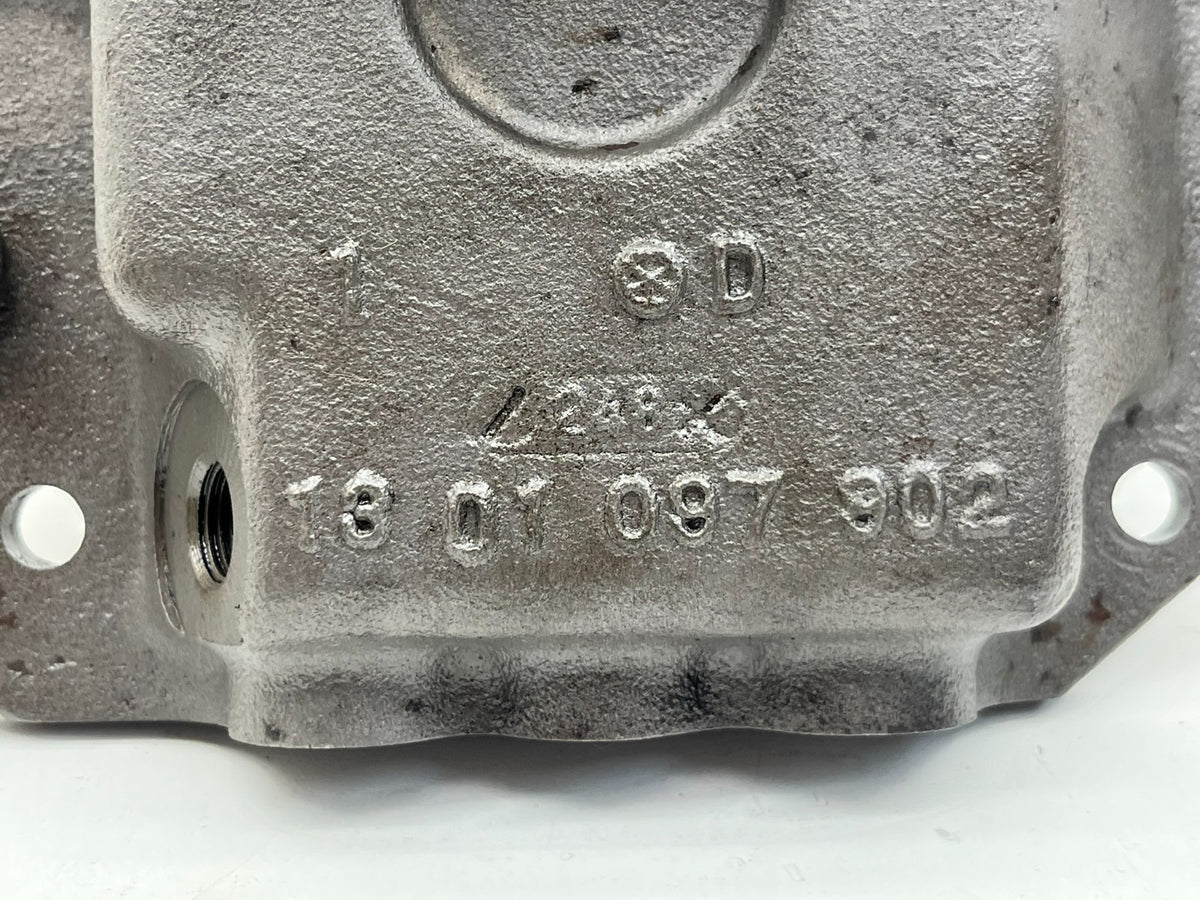 9052822