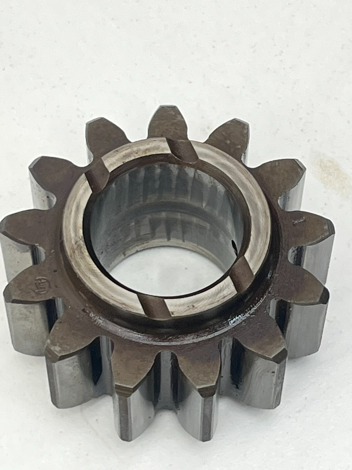 8972385