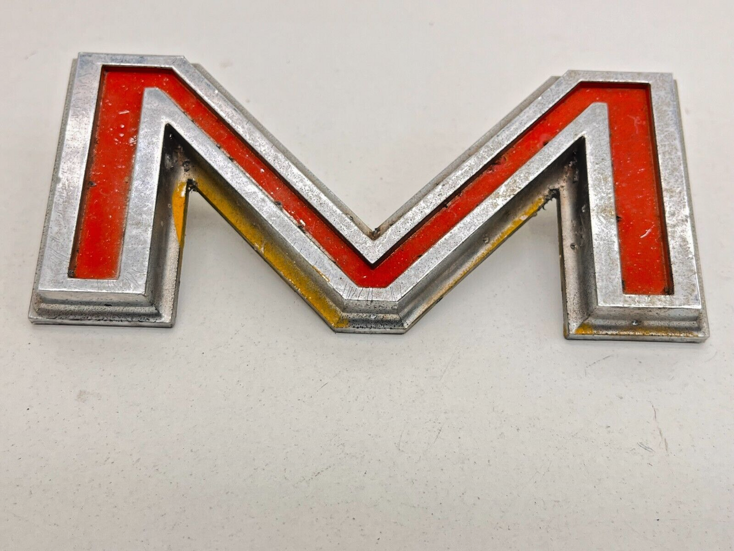 1968-1972 GMC C40 TRUCK FRONT HOOD EMBLEM