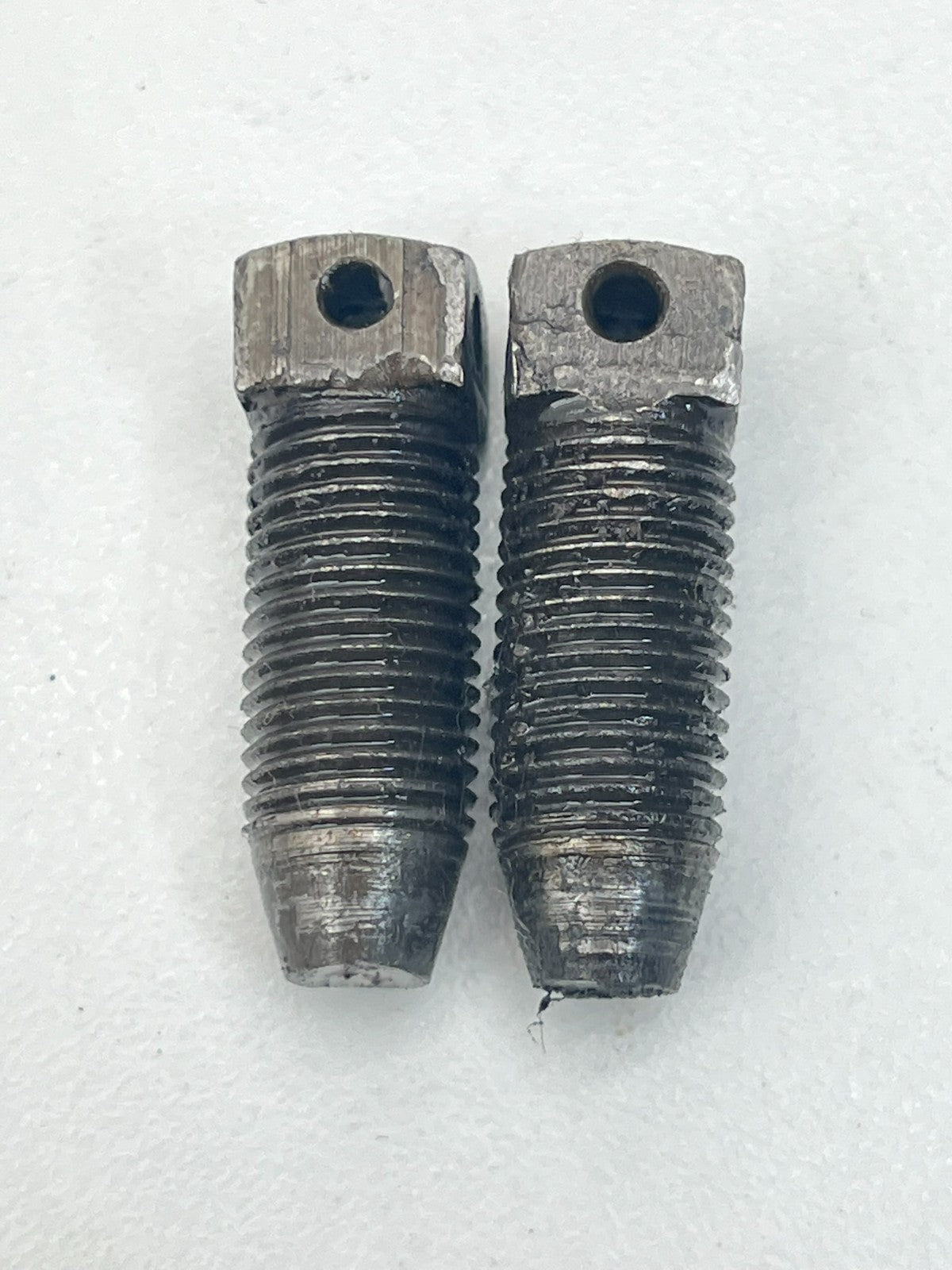 8944863