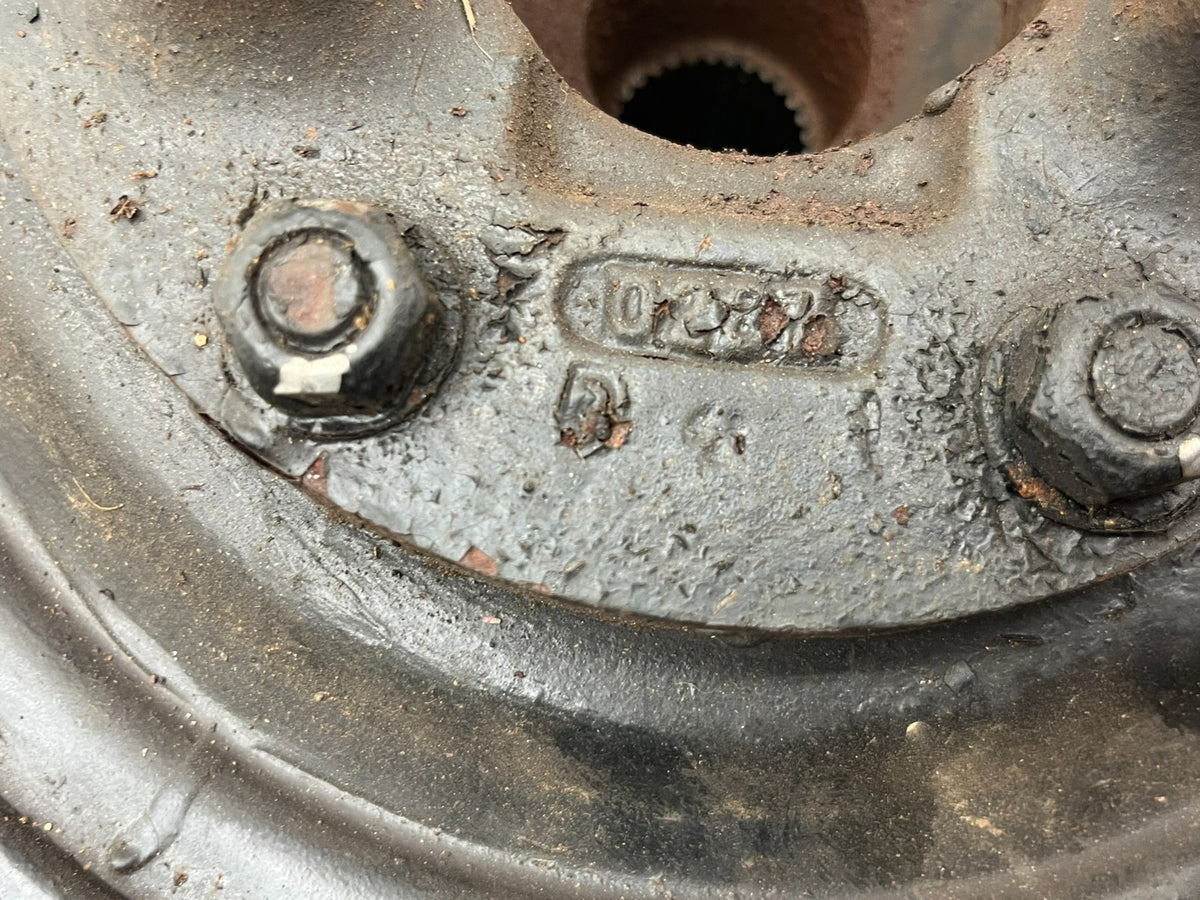 8952085