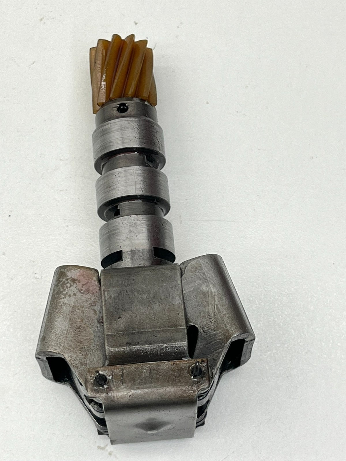 8952324