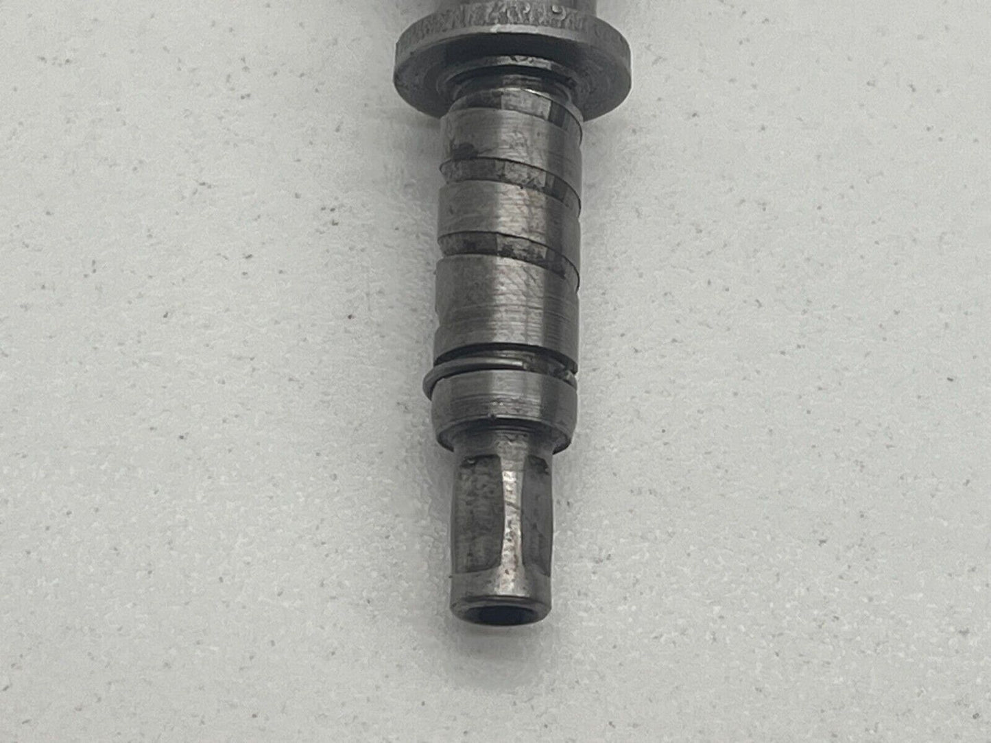 7849304