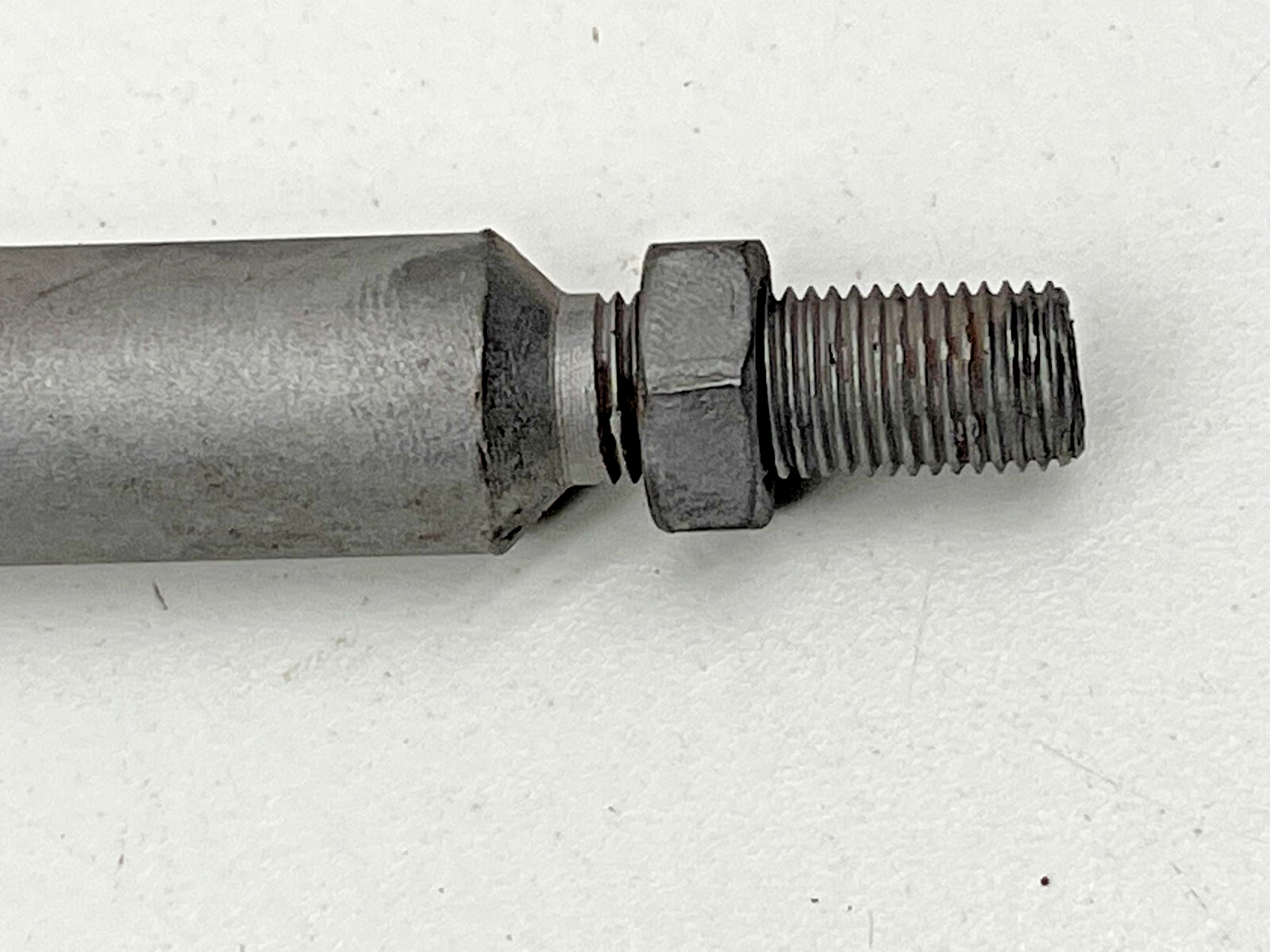 7940095