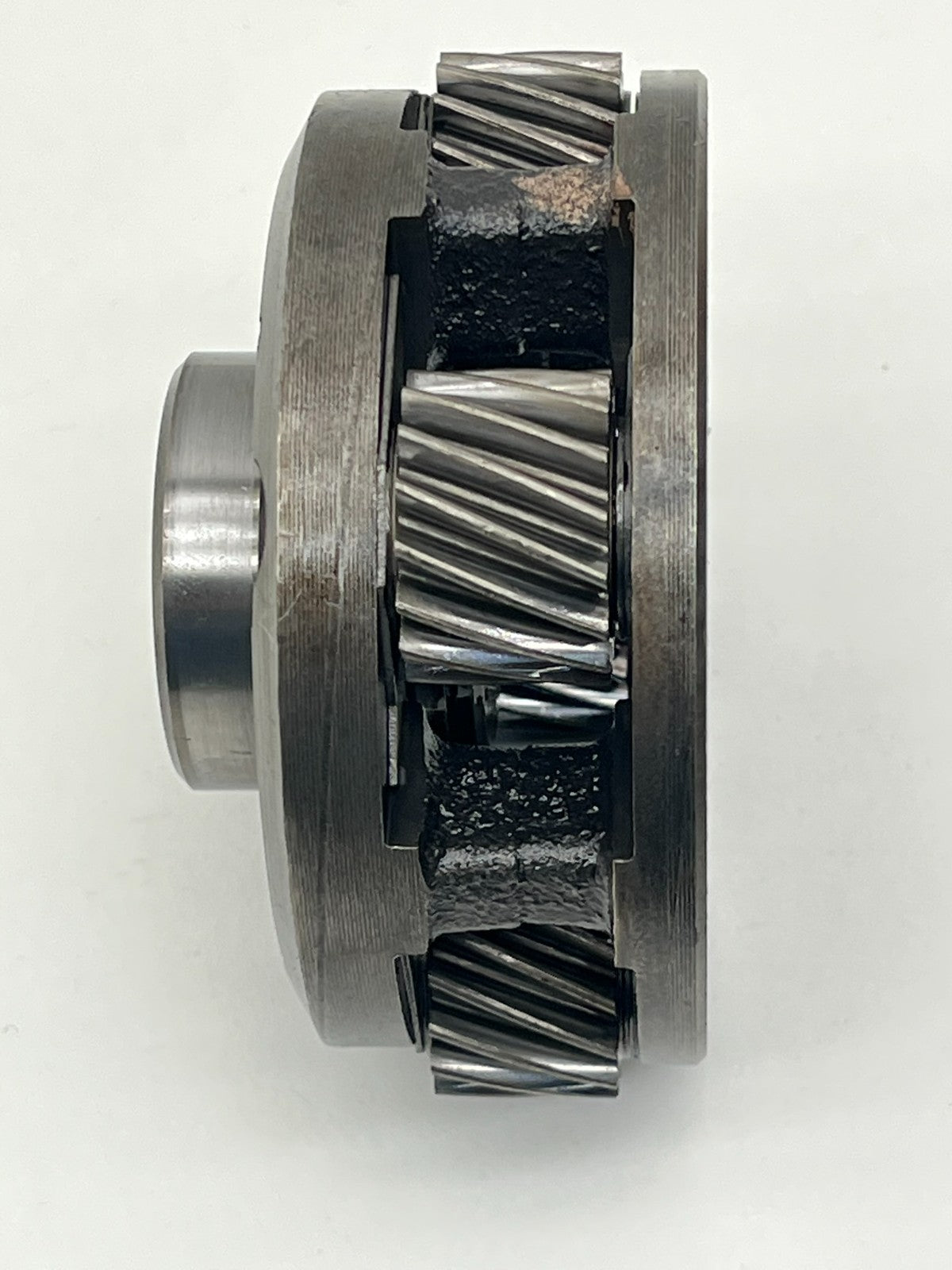 8902962