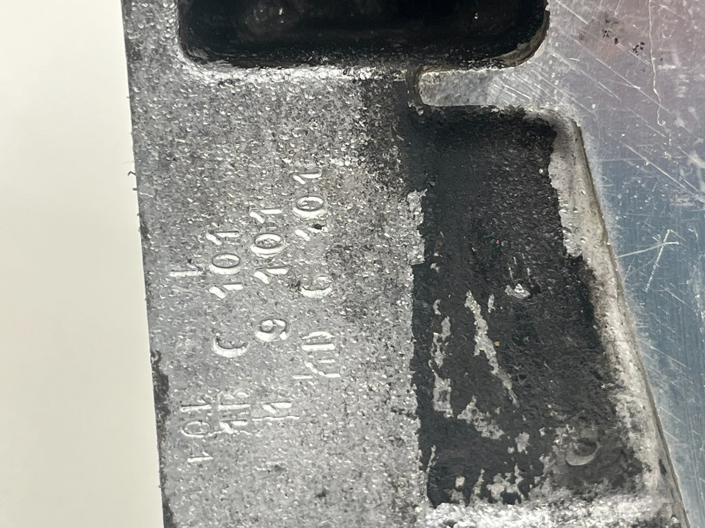 8962261
