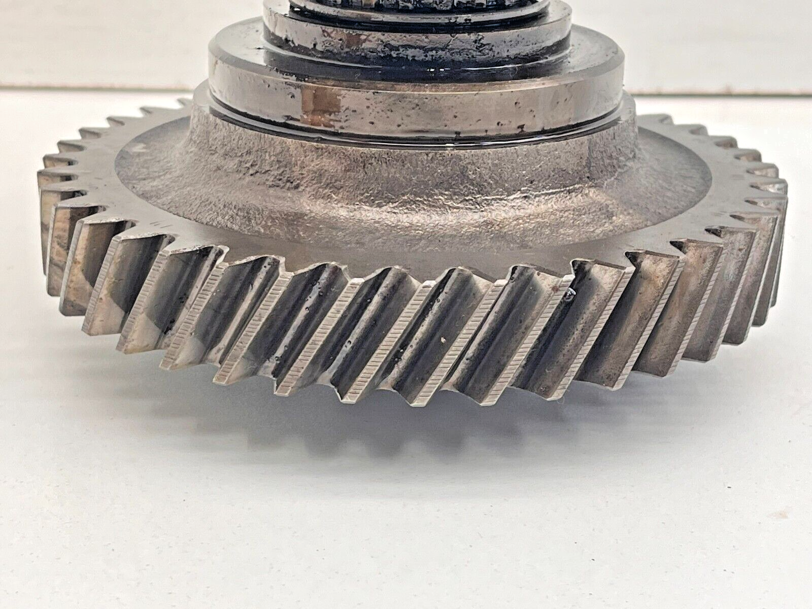 8016105