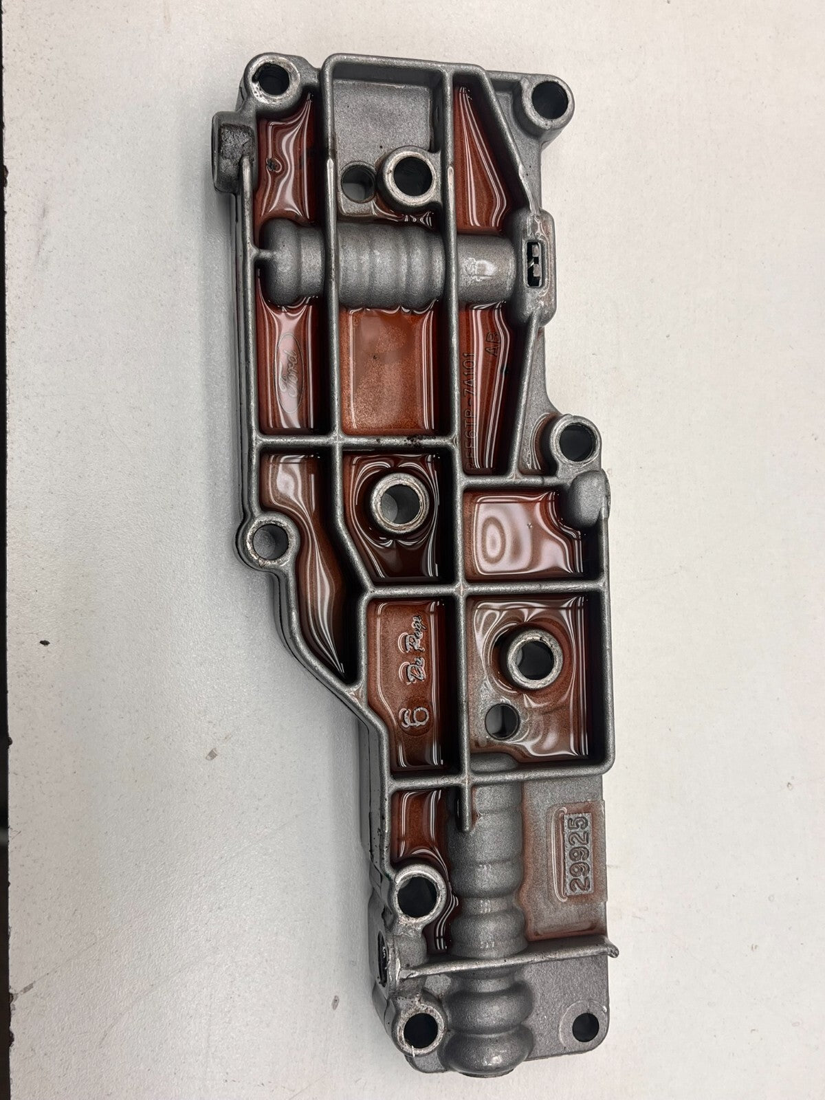 8925609