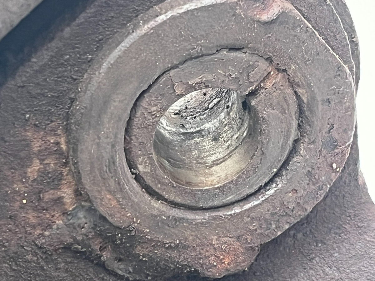 8947152