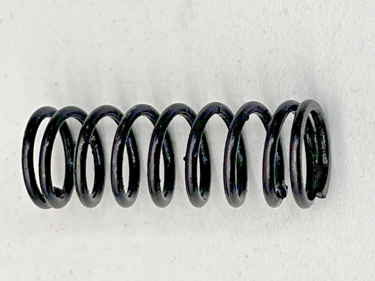 8925631