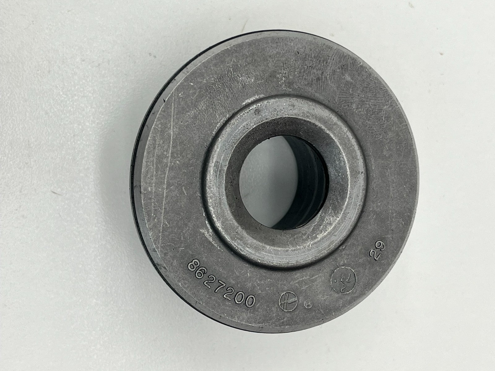 8733800