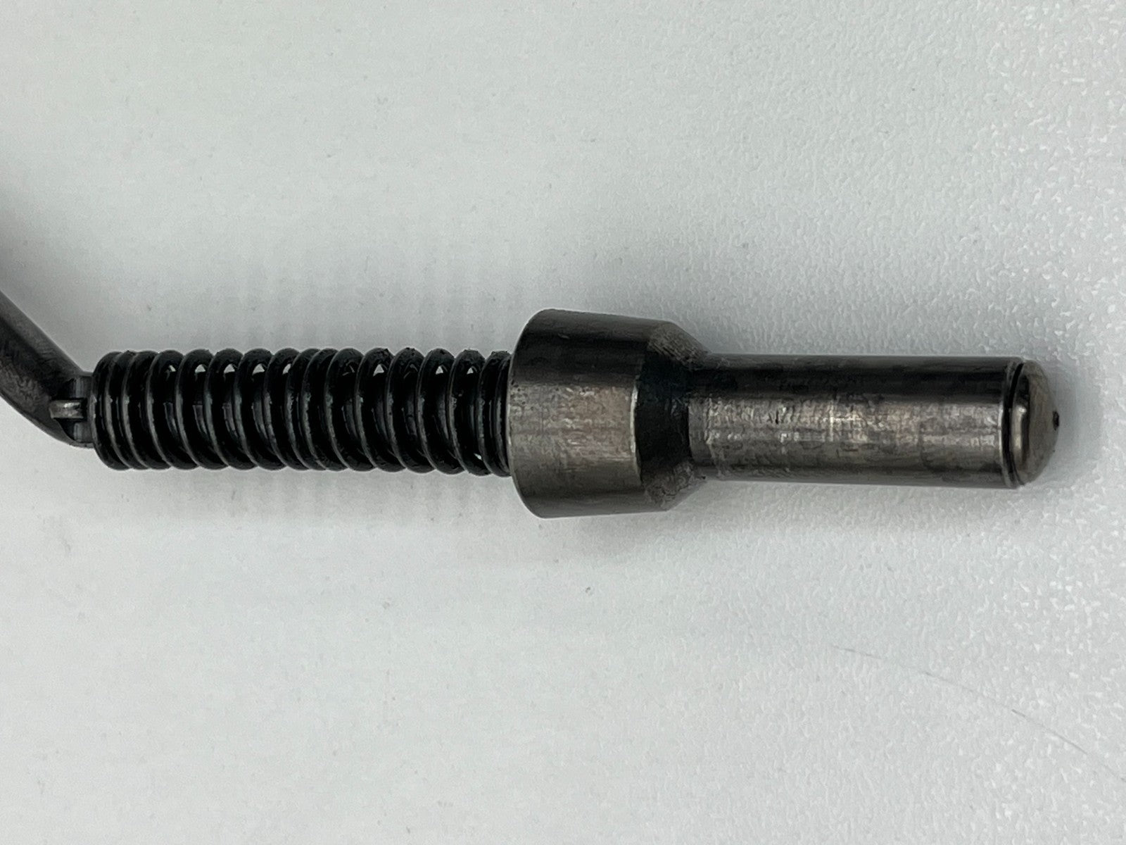 8952105