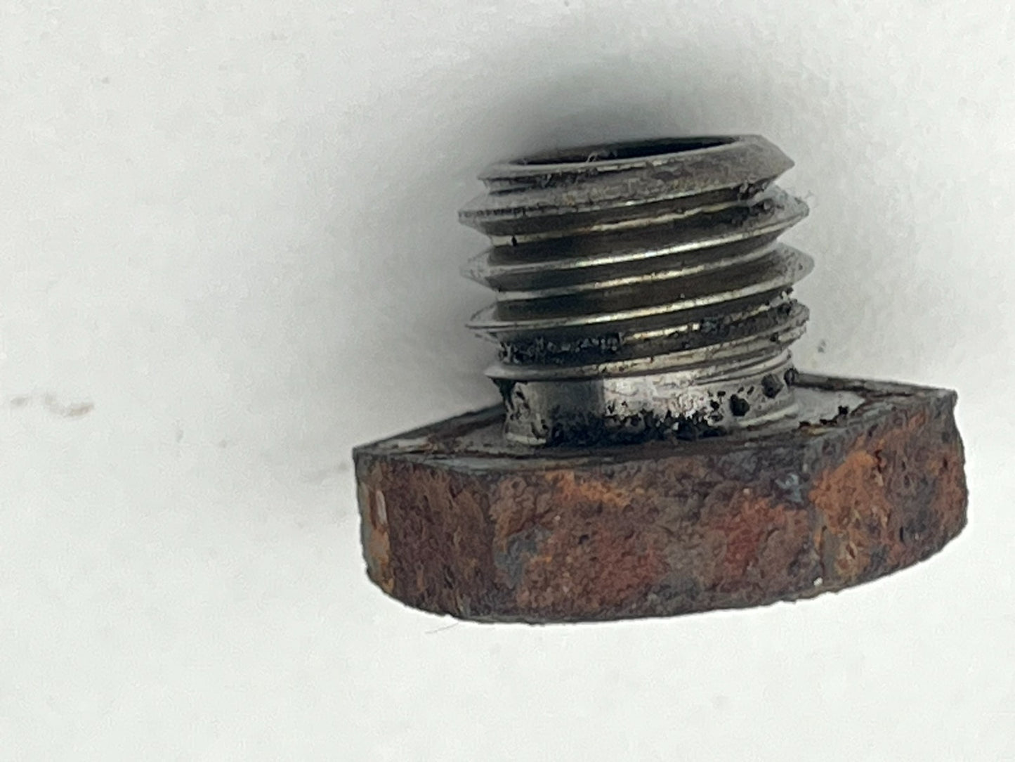 8710870