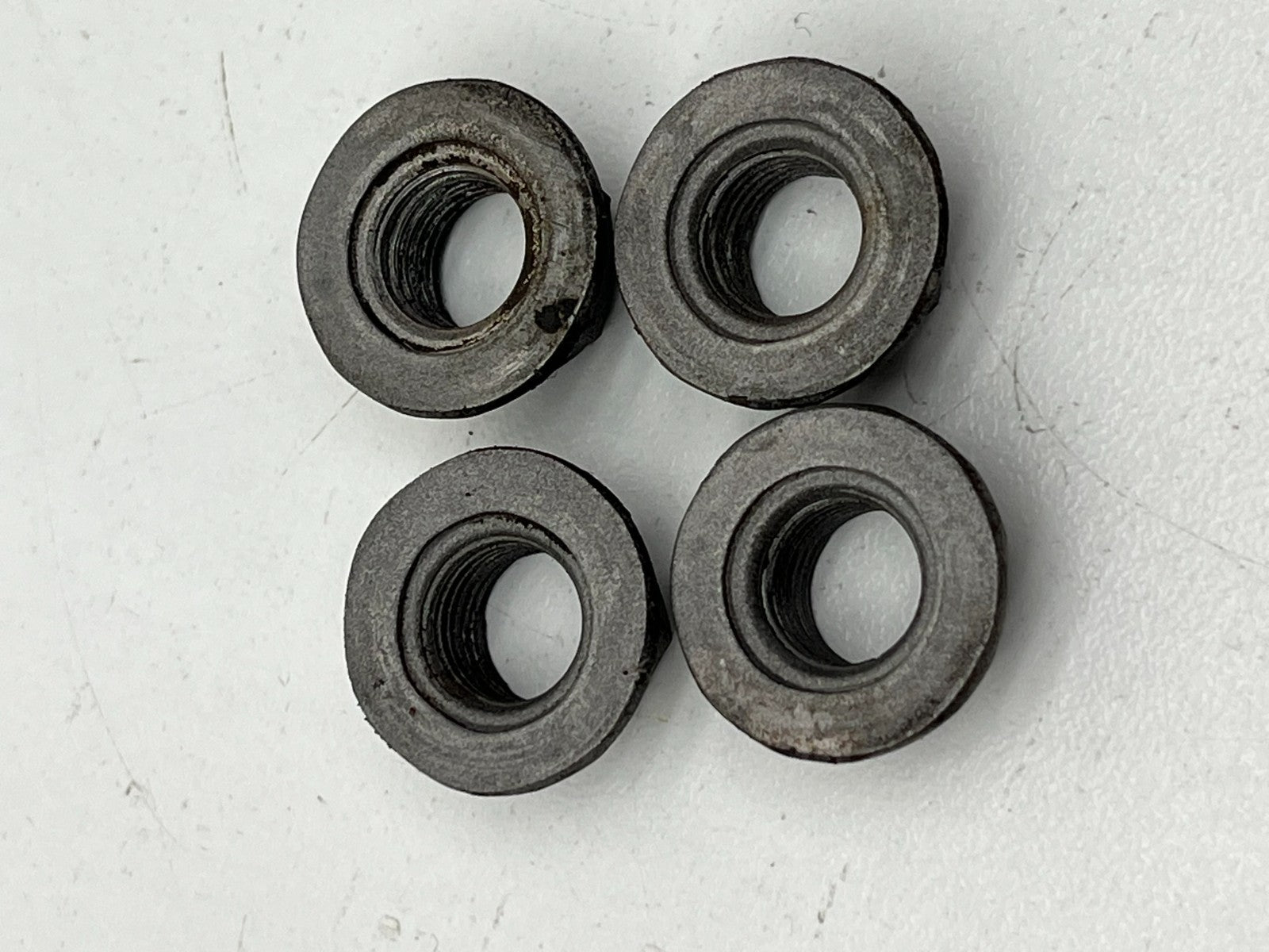 8959749