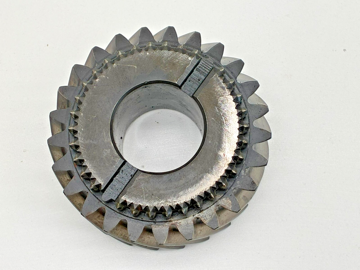 8998521