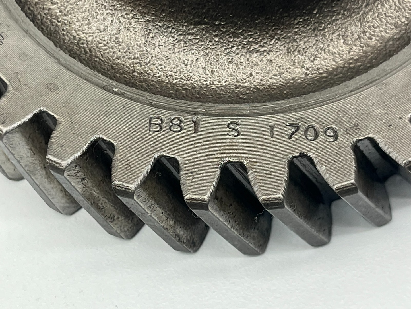 8944823