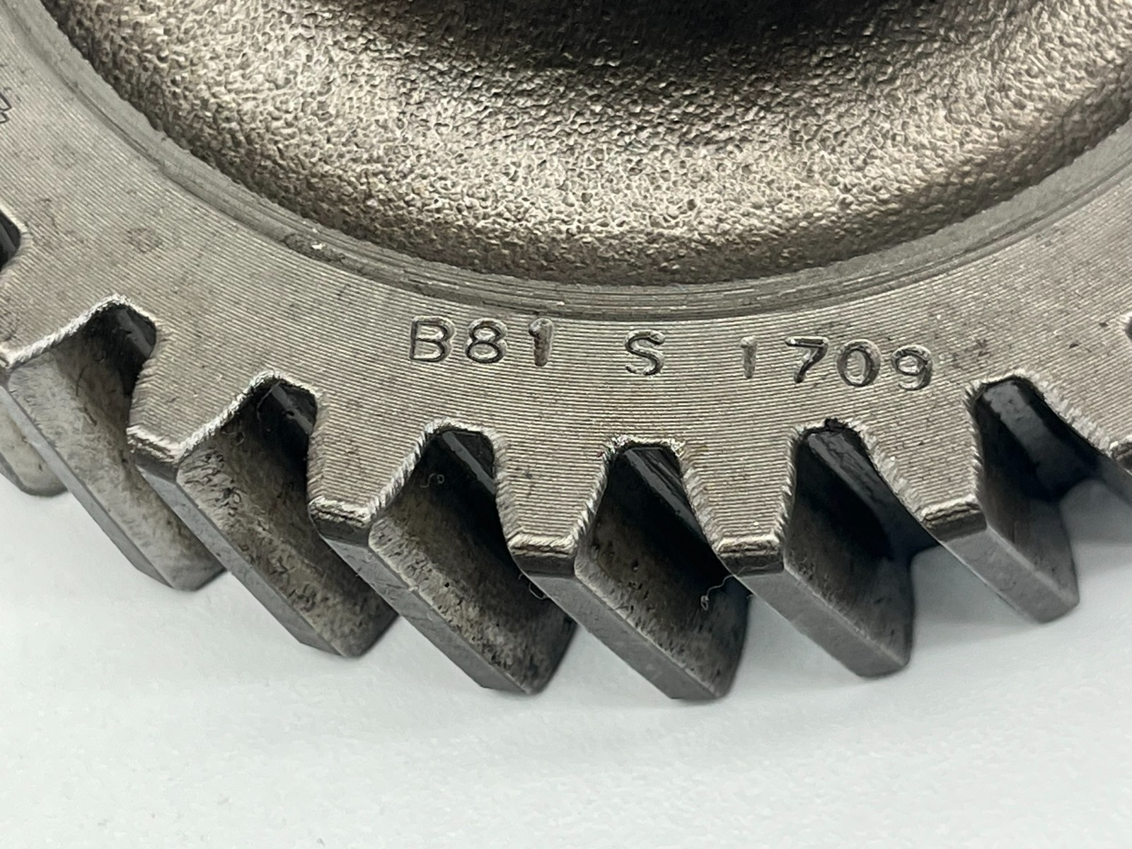 8944823