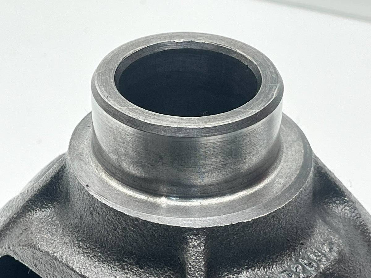 8952076