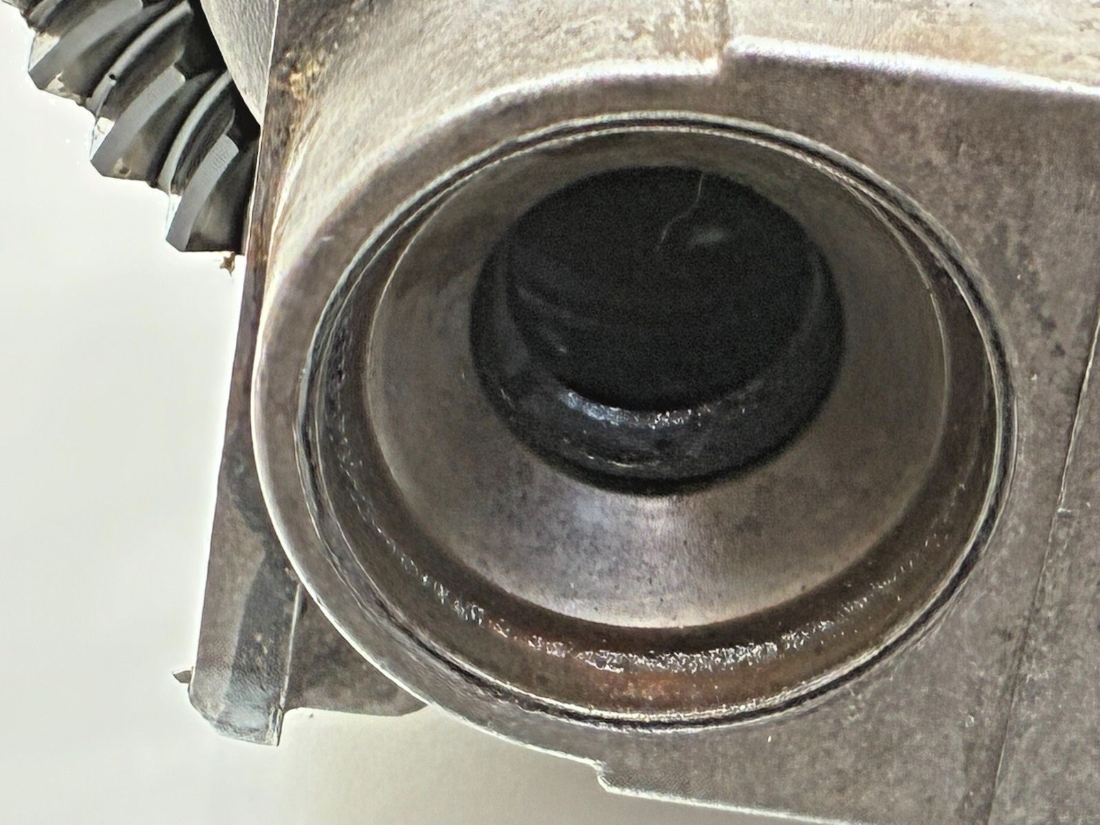 8690961