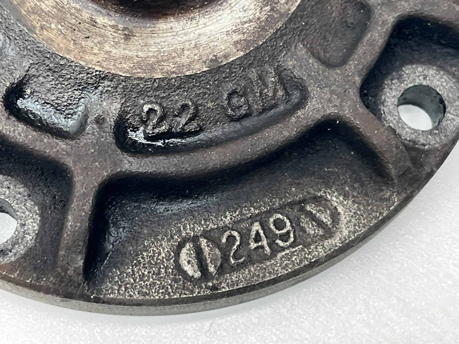 8976696