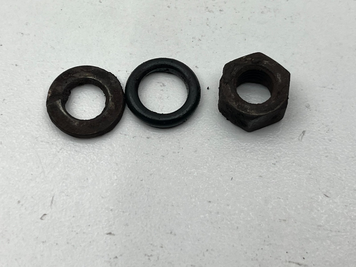 9052819