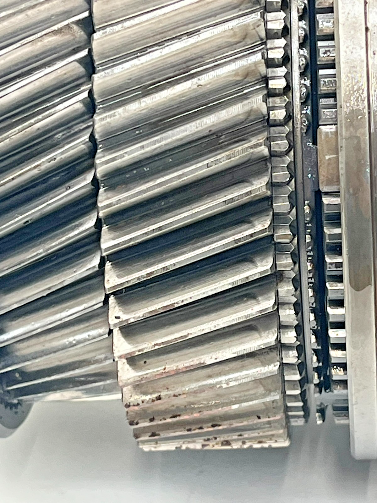 8944855