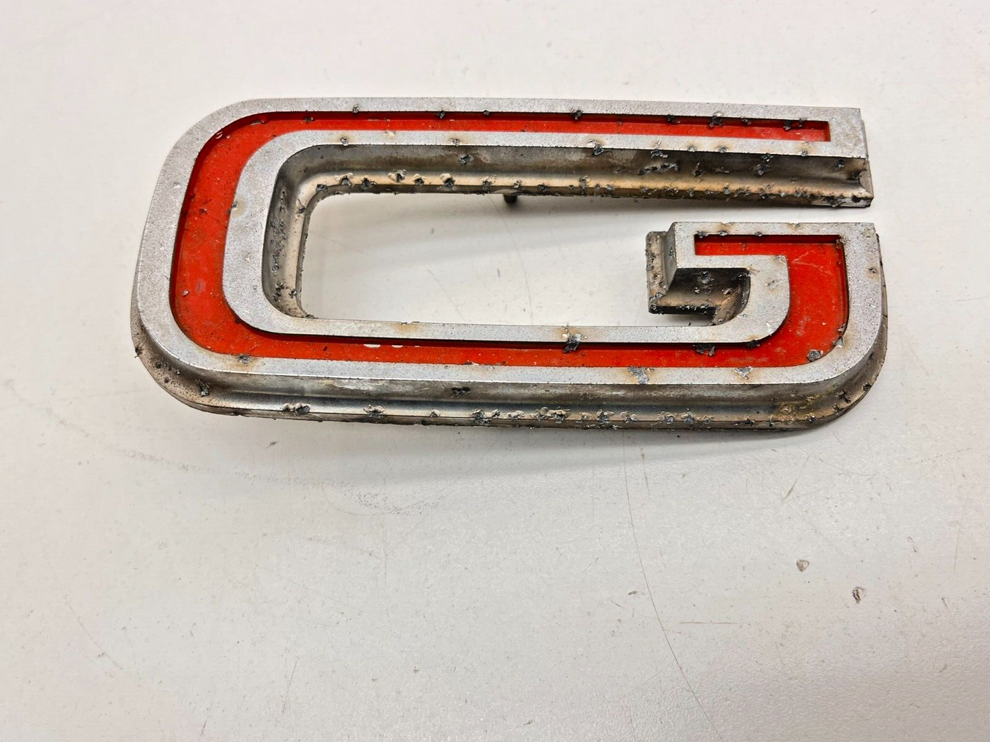 1968-1972 GMC C40 TRUCK FRONT HOOD EMBLEM