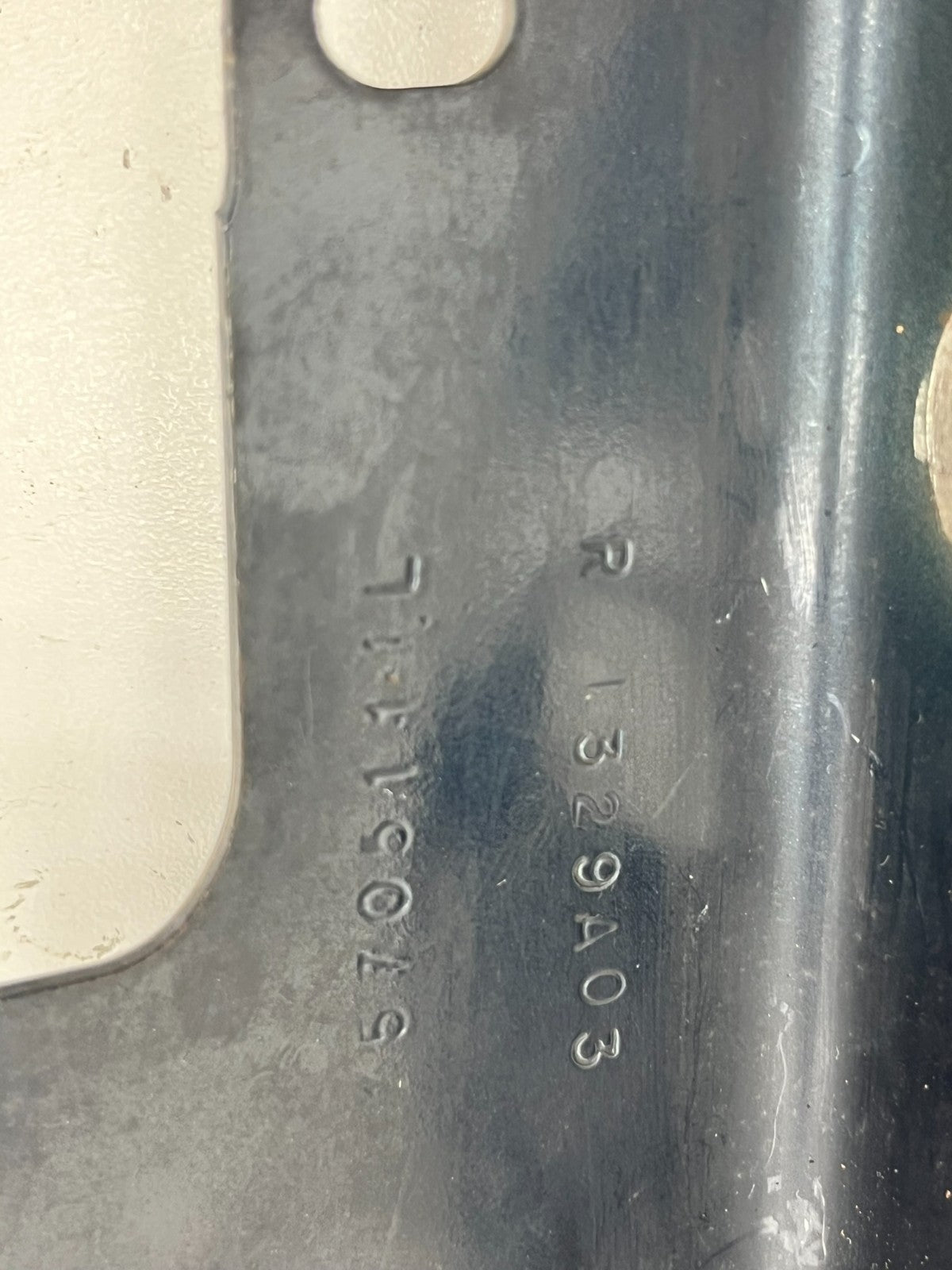 8901307