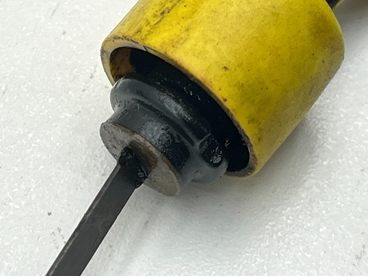 8962315