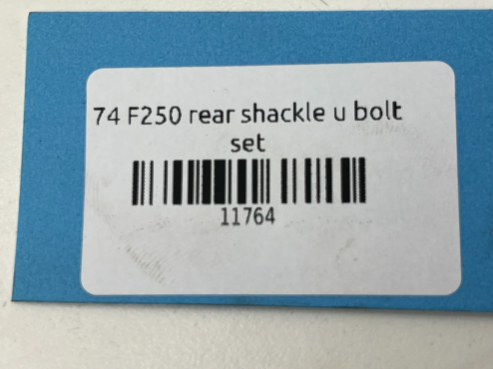 8902960