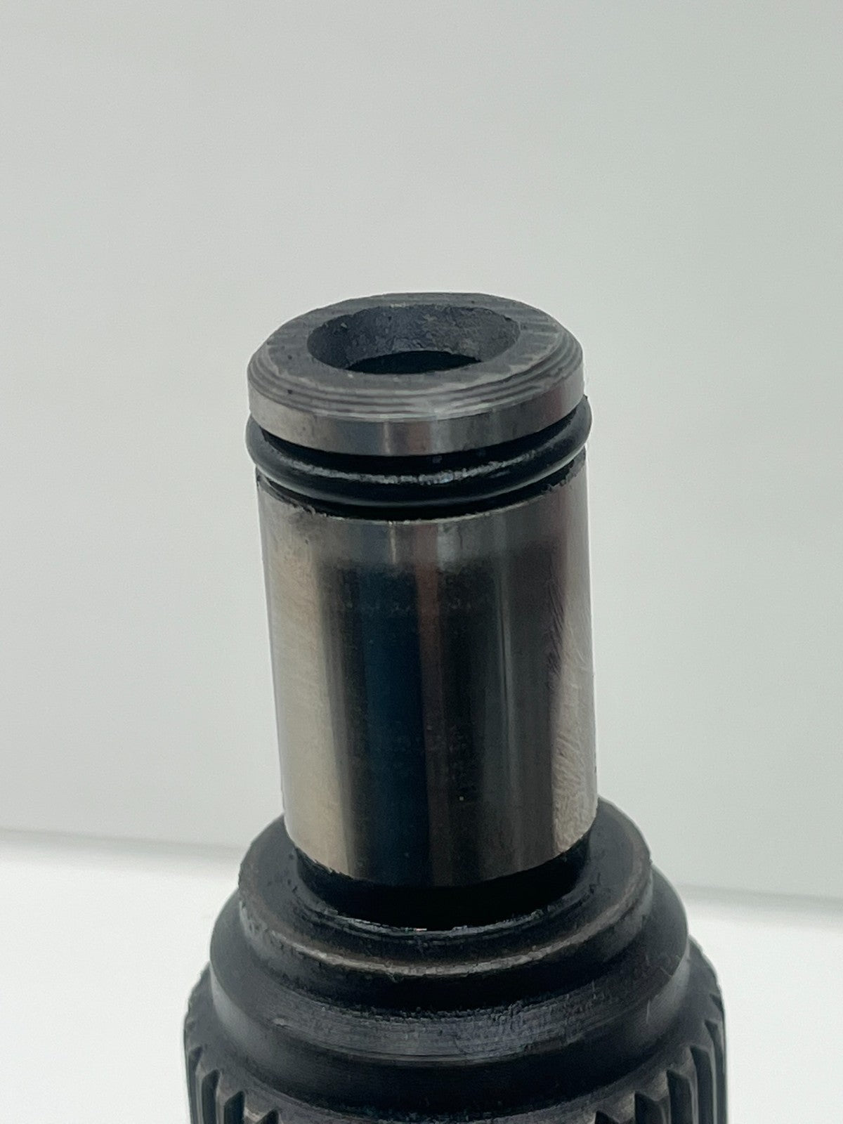 8953525