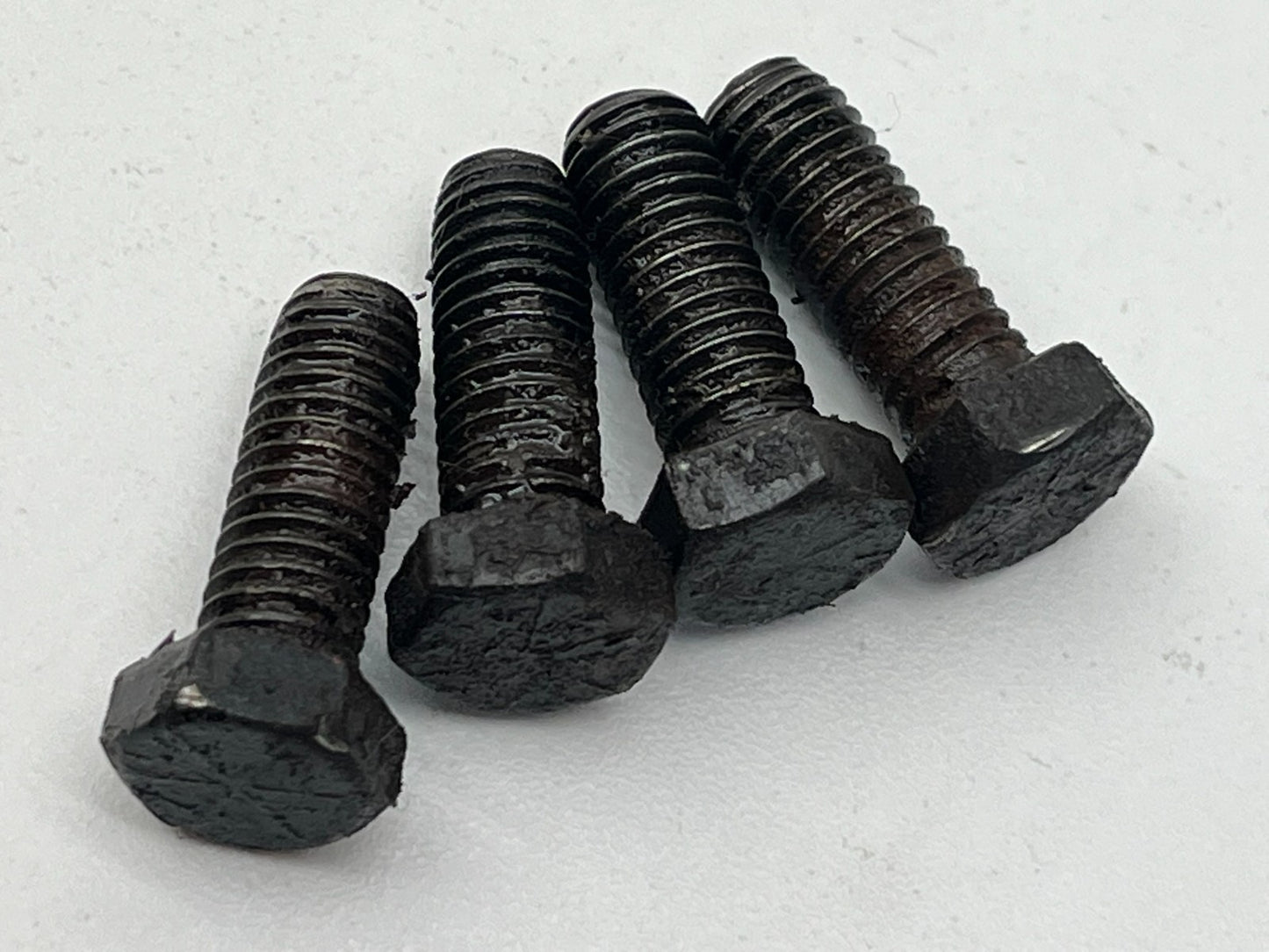 8925582