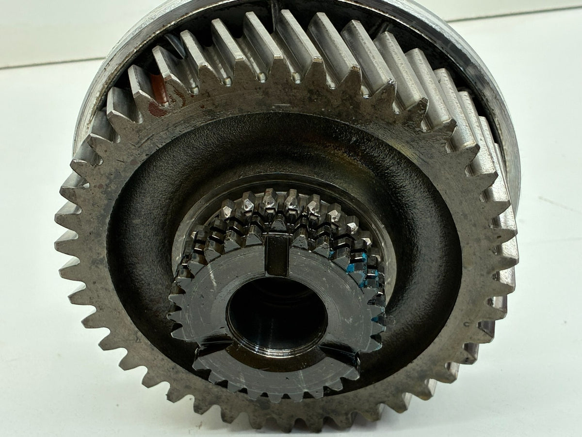 8953533