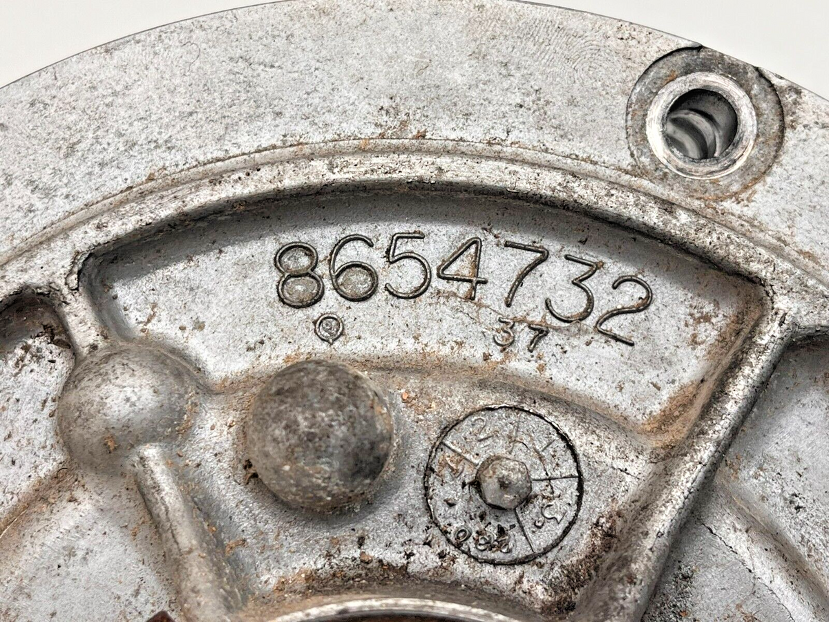 8954667