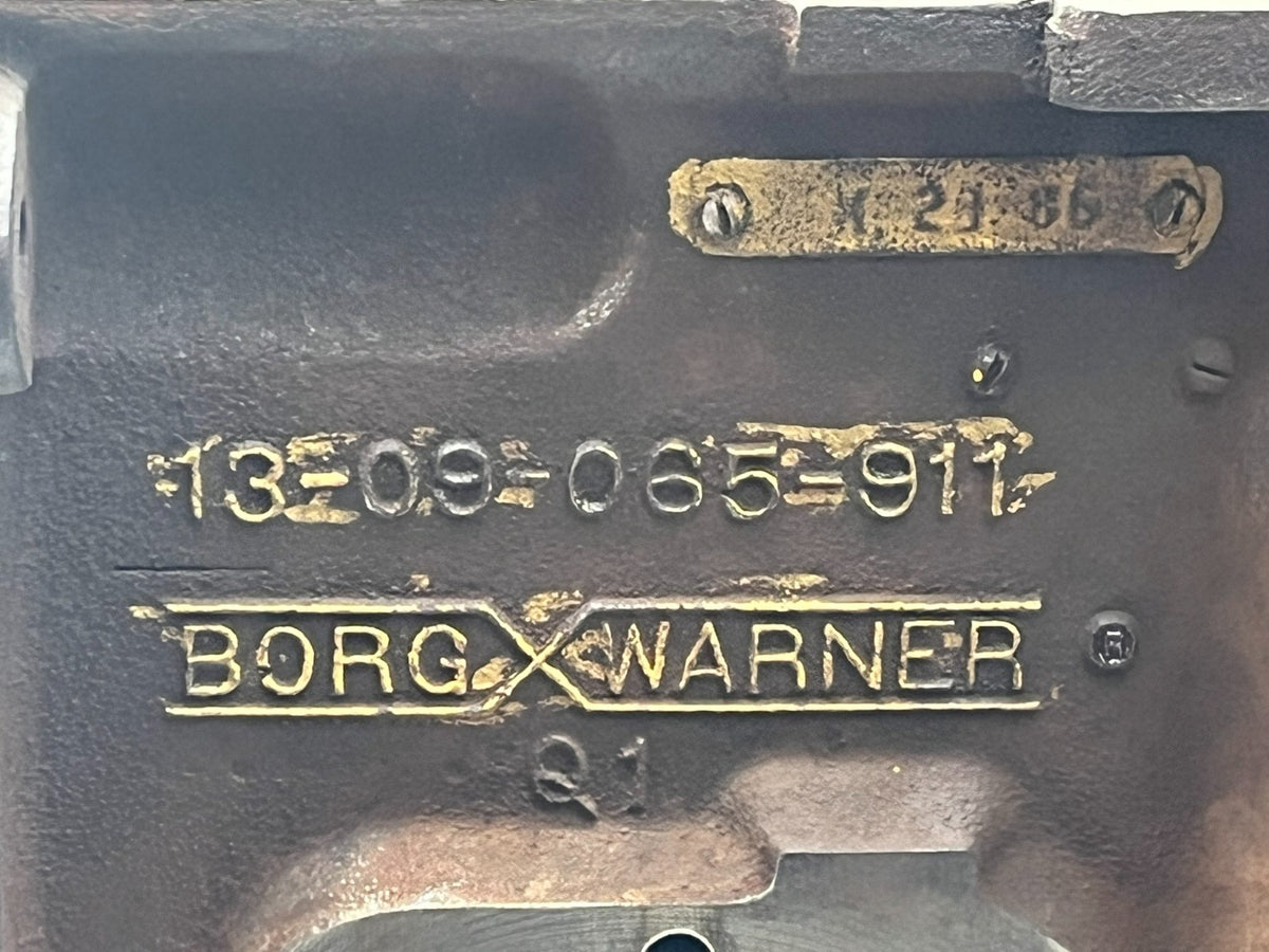 9047366