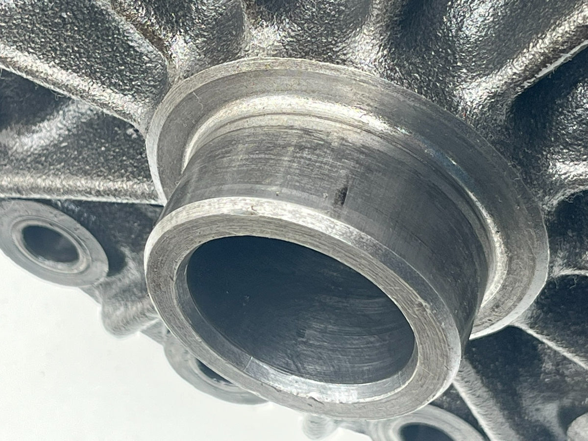 8952076