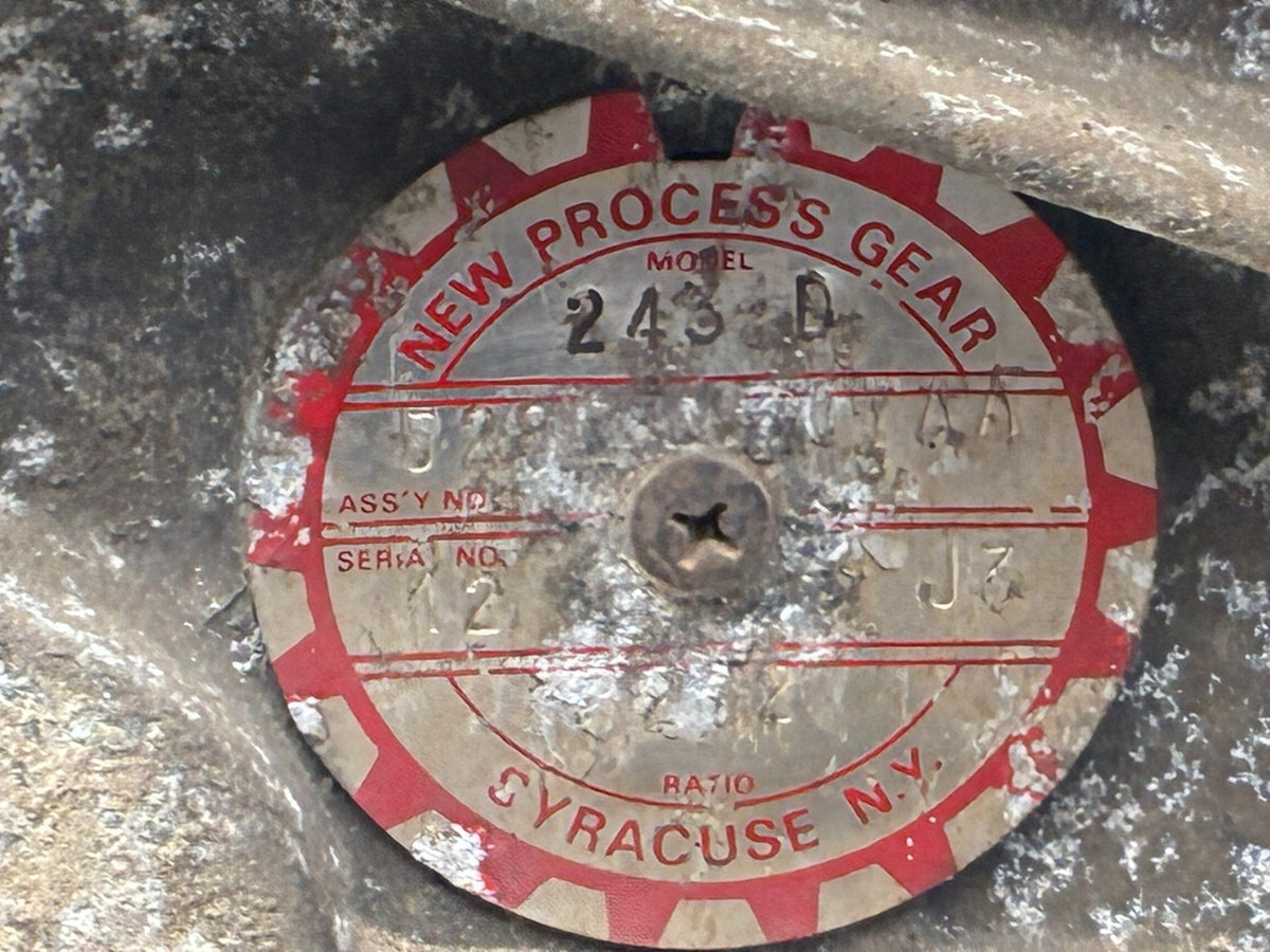 8988373
