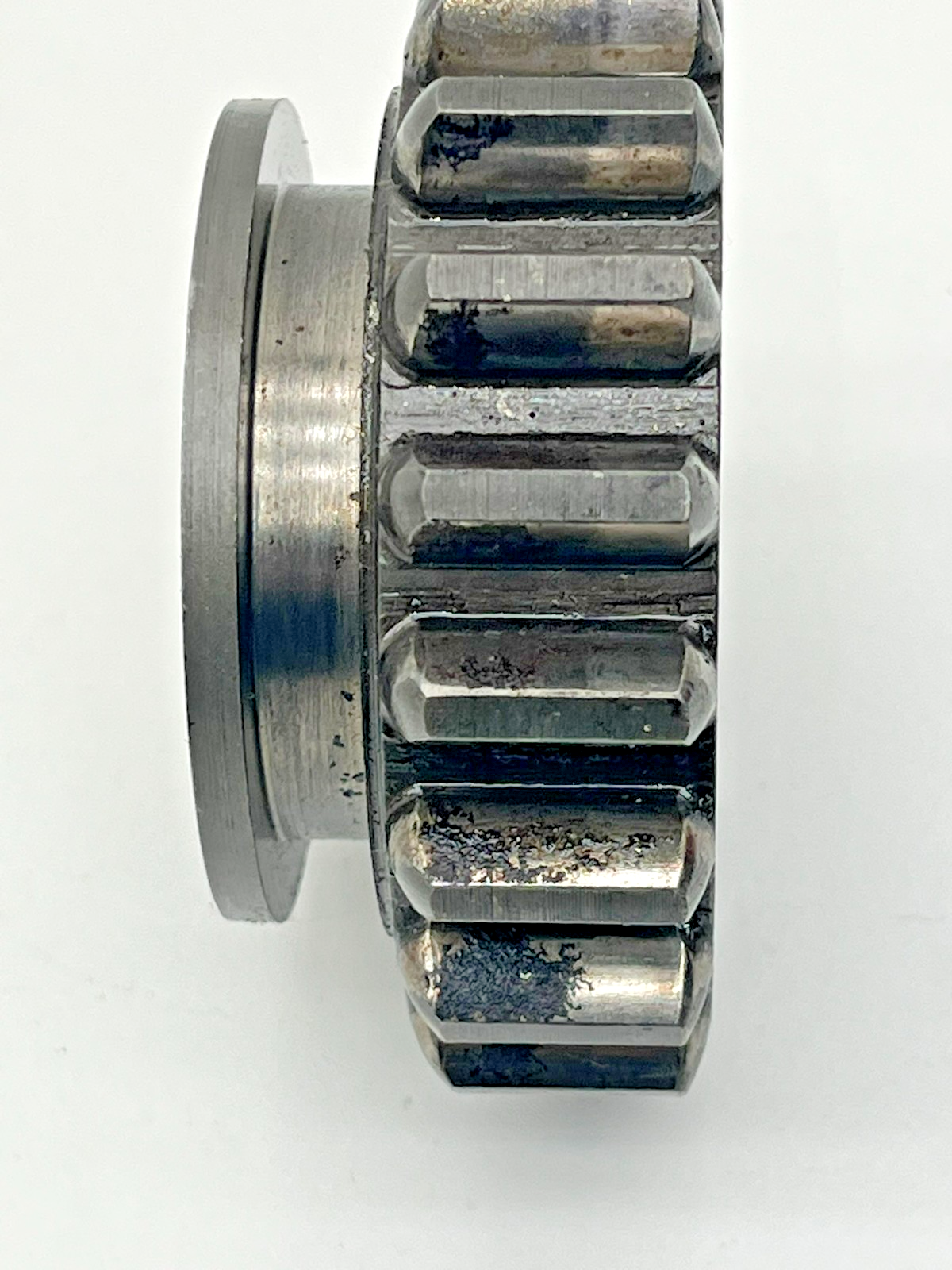 8944864