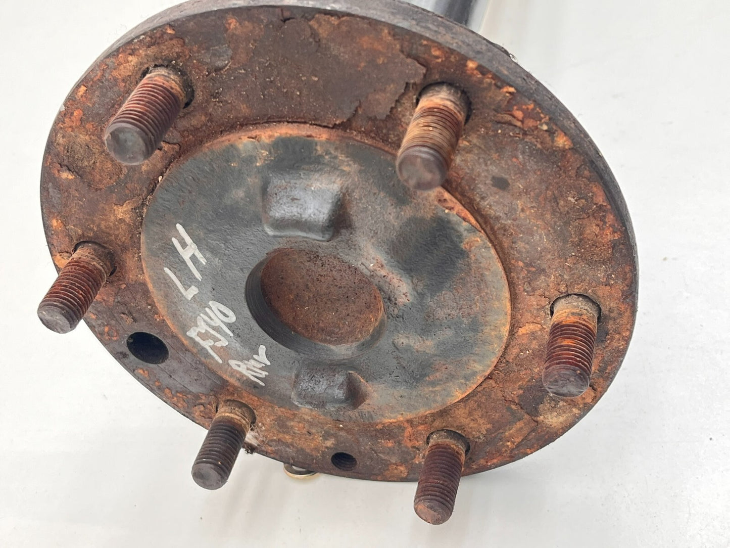 8944102