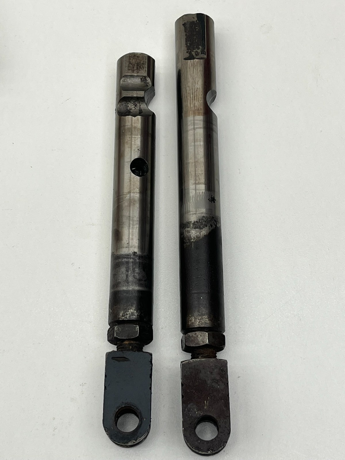 8944076