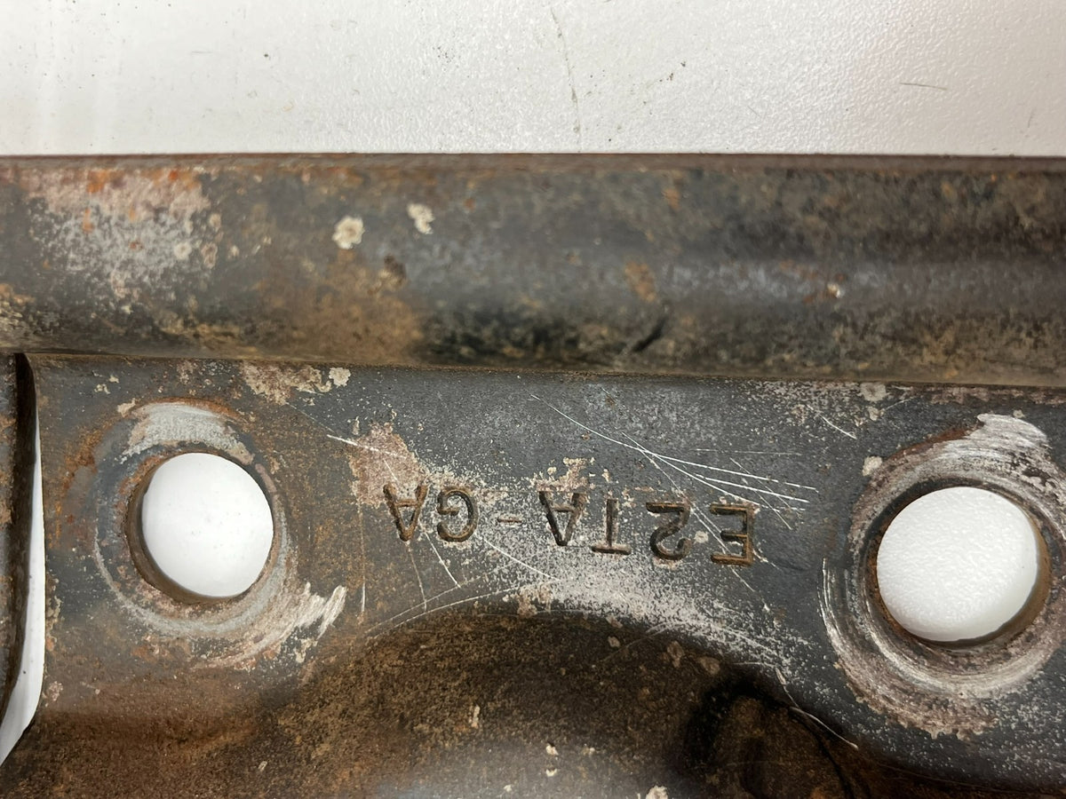 9048919