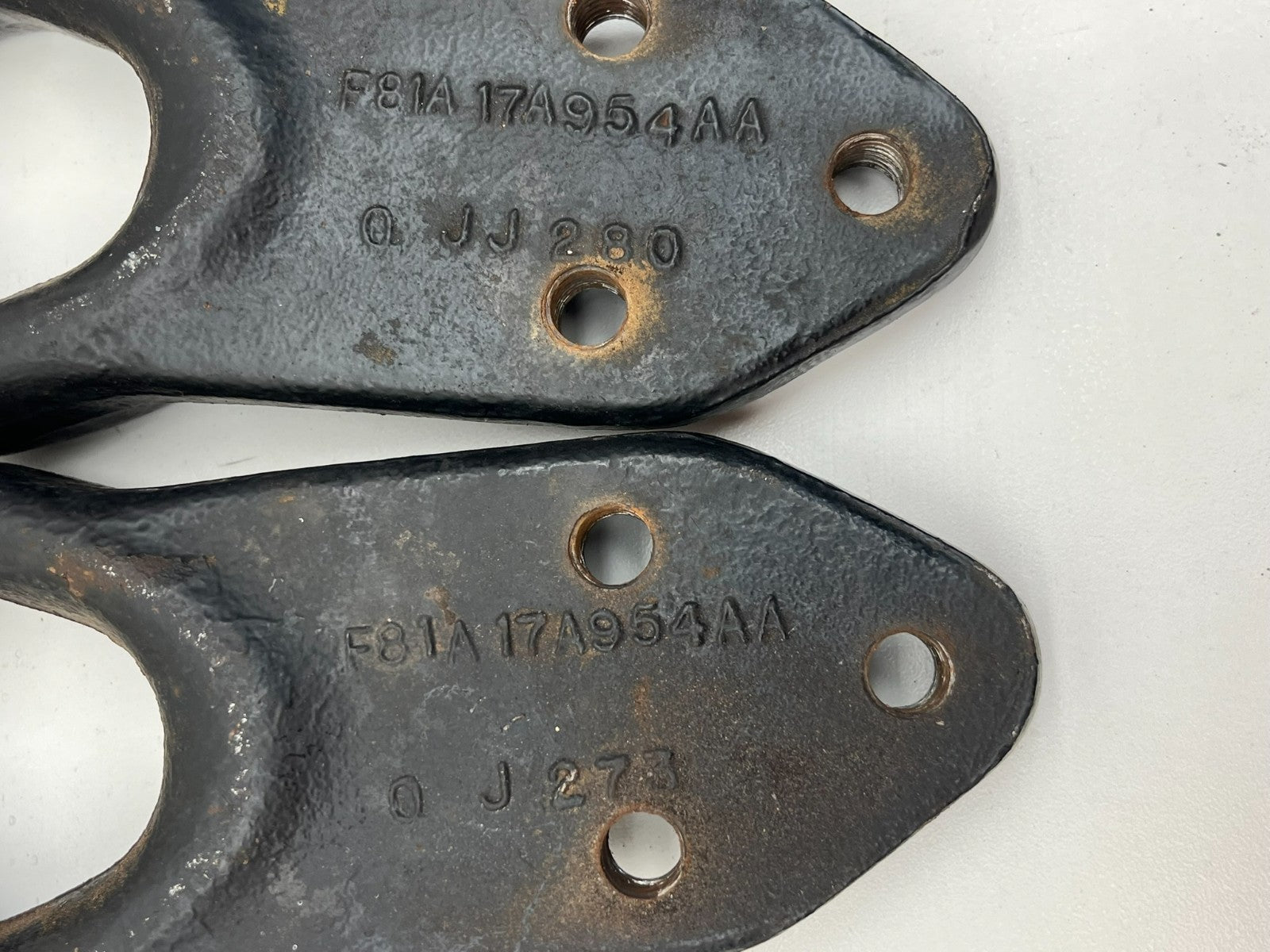 8963574