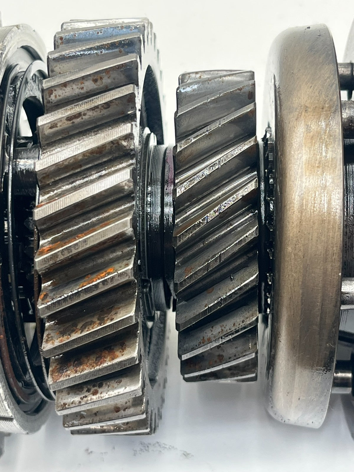 8877472