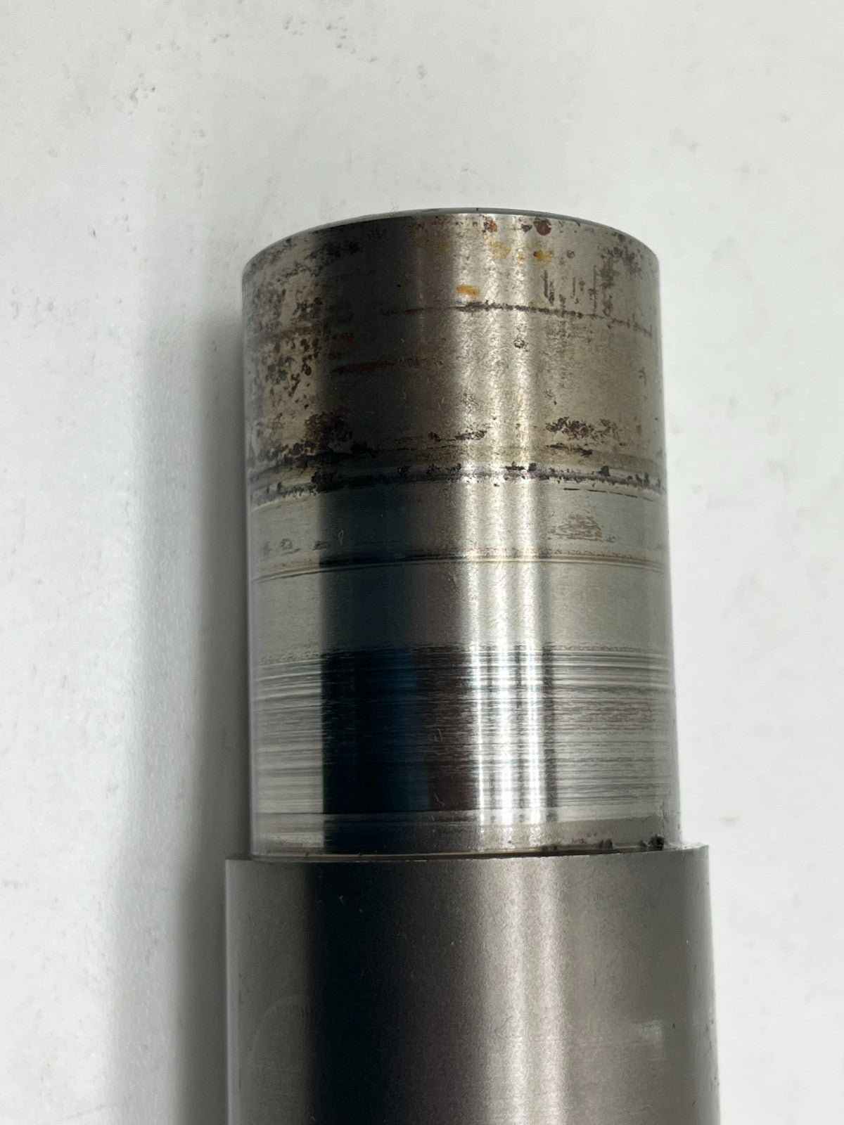 8925605
