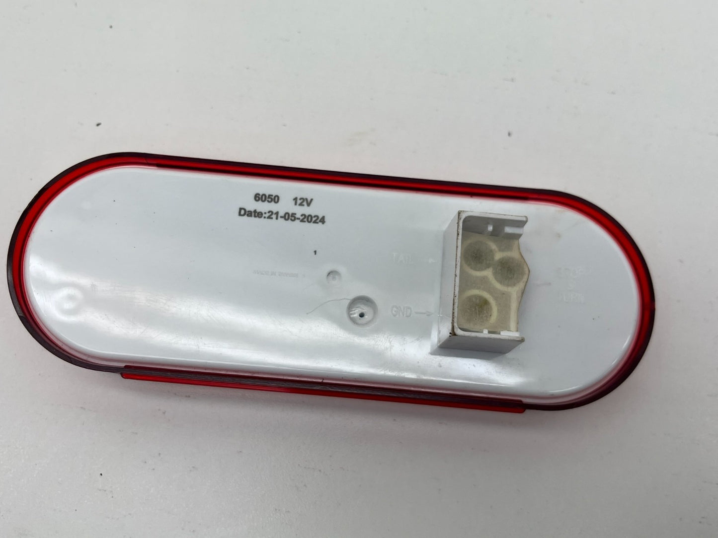 8710899
